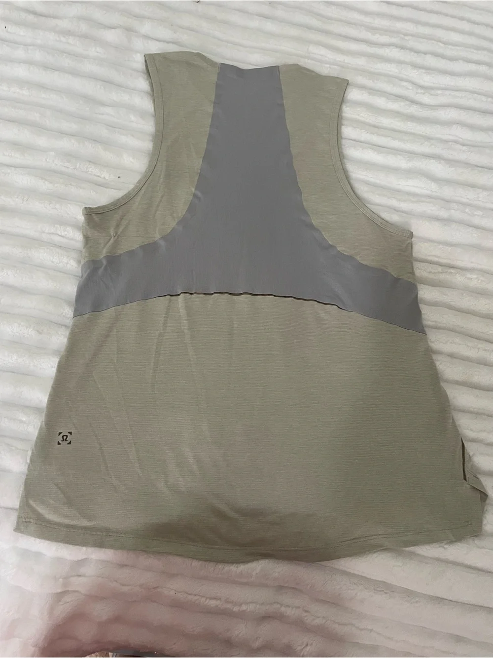 Lululemon Men's Performance Tank Top in Light Beige and Gray